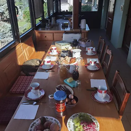 D'hote Les Ecureuils Δωμάτια σε οικογενειακή κατοικία *